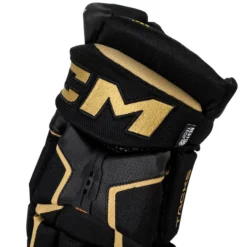 Gants De Hockey, Senior CCM Tacks AS-V PRO Black/gold -Sportega gants de hockey senior ccm tacks as v pro black gold 192461 650x650 g6