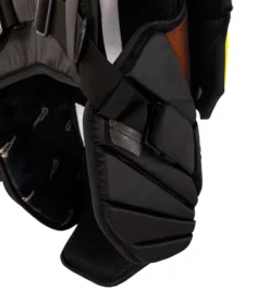 Plastron De Gardien De But De Hockey, Senior CCM Axis 2 Red -Sportega plastron de gardien de but de hockey senior ccm axis 2 red 193843 650x650 g2